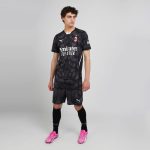 milan-goalkeeper-home-202425-shorts-31-strahinja-pavlovic_4 Collection | AC Milan Kits Collection | AC Milan Kits