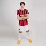 milan-home-authentic-202425-shorts-7-Santiago-Gimenez_4 Collection | AC Milan Kits Collection | AC Milan Kits